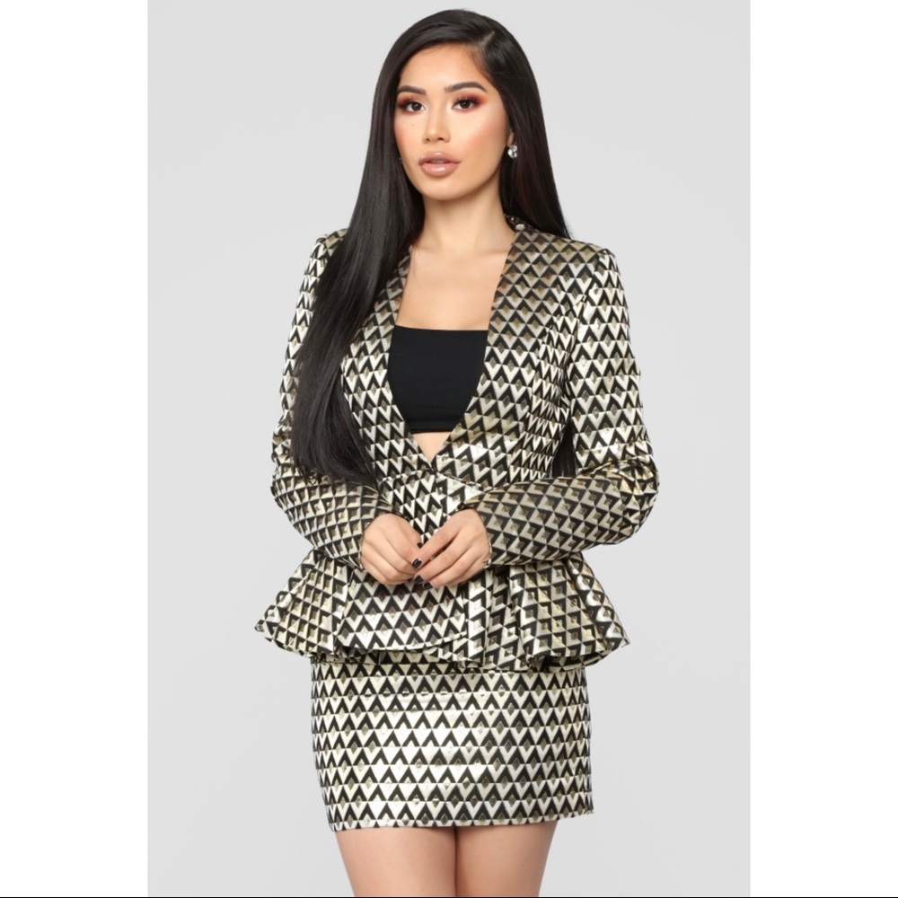 FASHION NOVA Figure It Out Jacquard Set